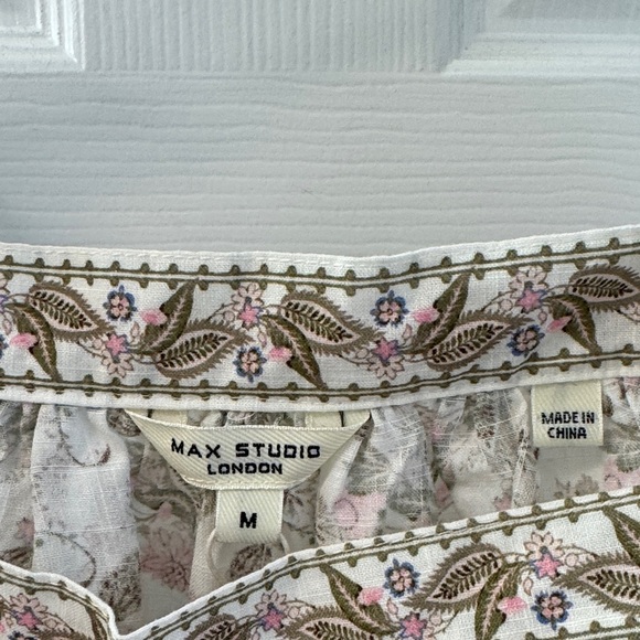 Max Studio Floral Puff Sleeve Blouse - Picture 2 of 9